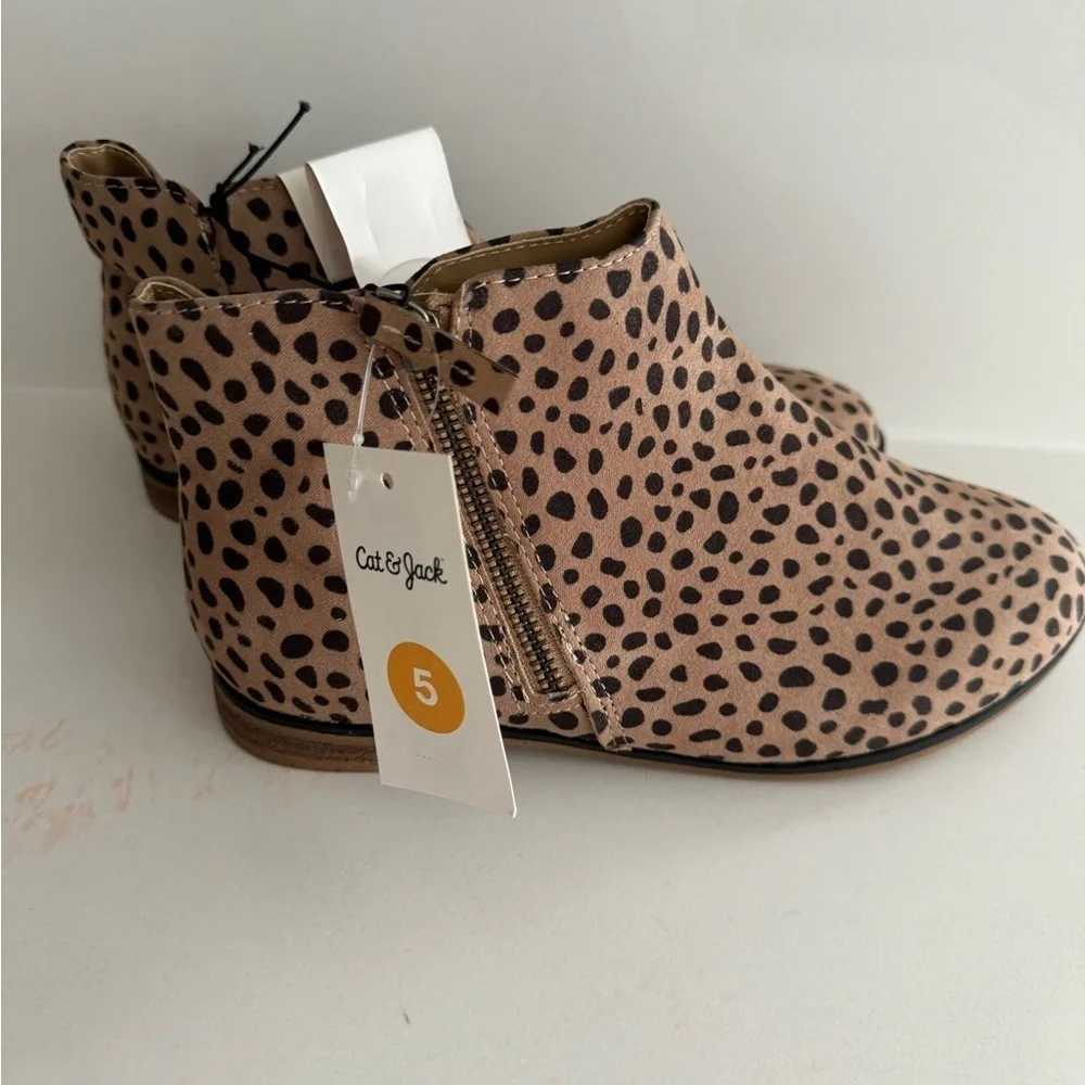 Girl’s boots leopard print booties big kid 3/4/5 cat and jack brown booties